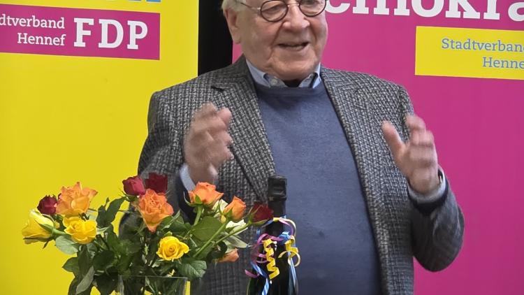 Kurt Lausus ist neuer Vorsitzender der FDP Hennef.